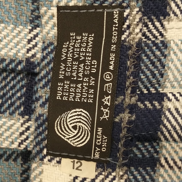 Scottish Wool Kilt Wrap Skirt 100% Wool High Quality Traditional Tartan Blues - Picture 7 of 11